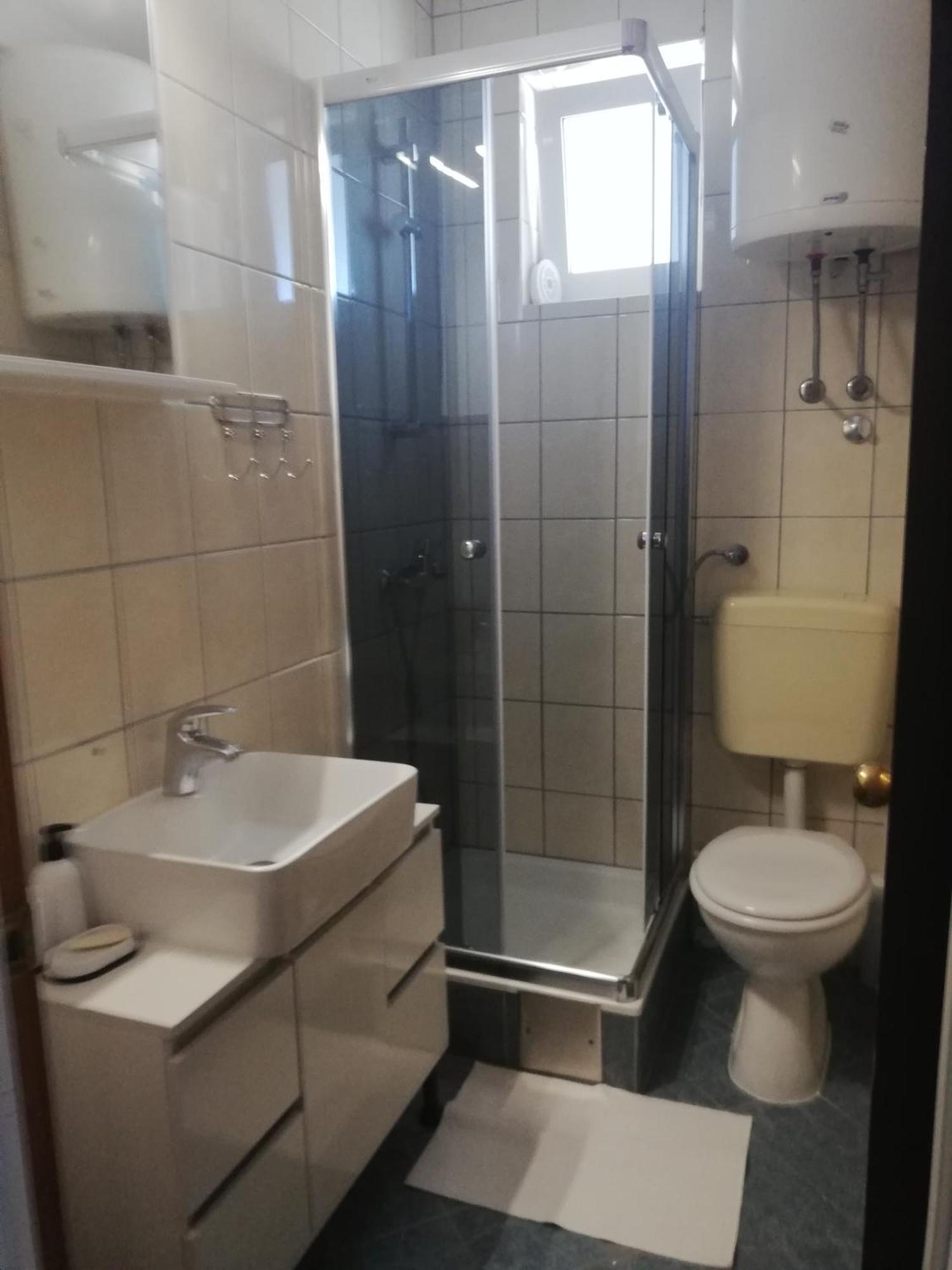 Apartmani Zoran Bilic Promajna Kültér fotó